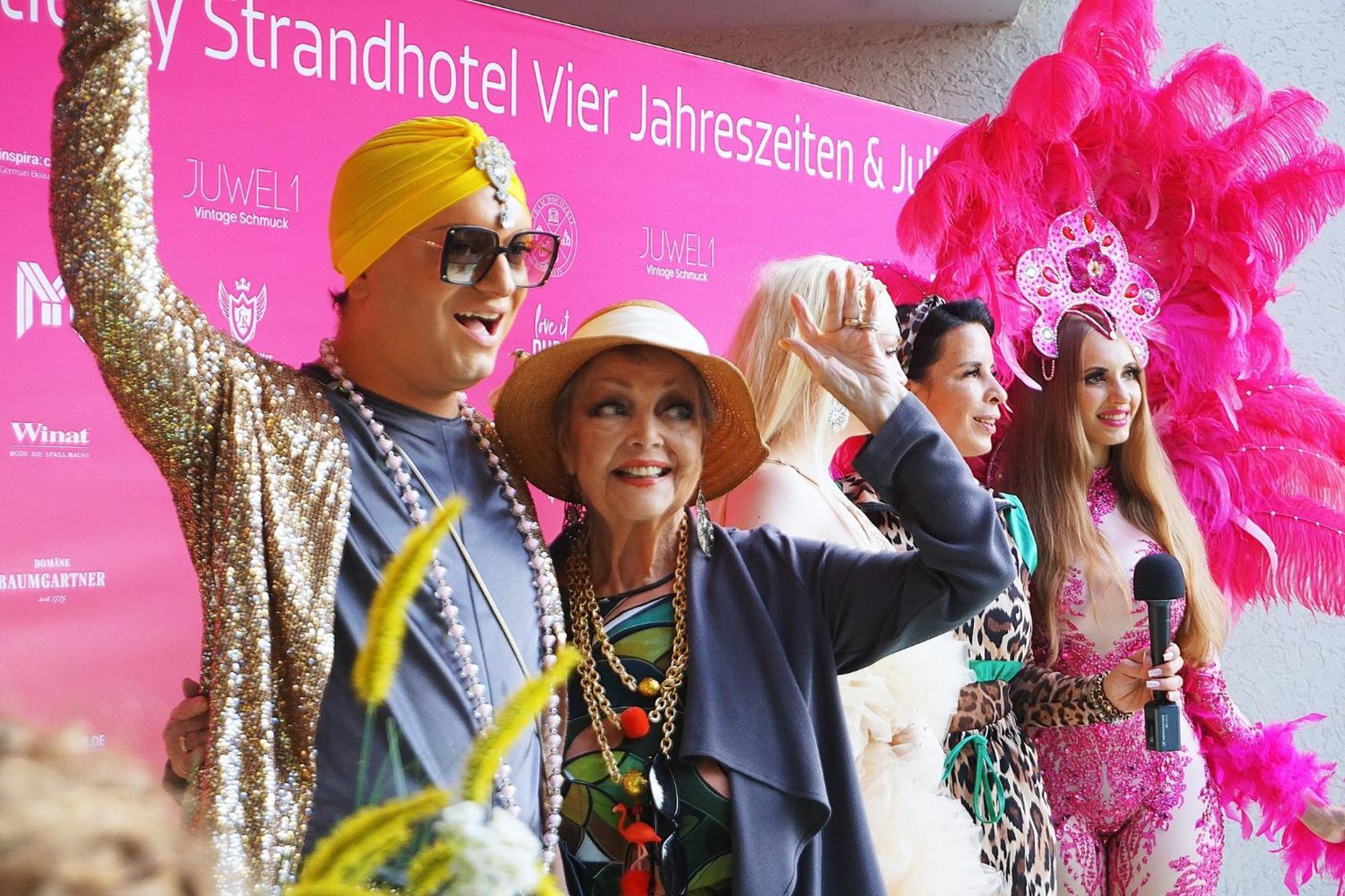 Strandhotel Vier Jahreszeiten Buckow Exterior foto